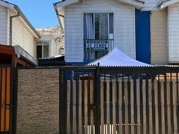 Casa en venta en Calle la punta , barrio fundadores, Renca - 2 dormitorios, 1 baño