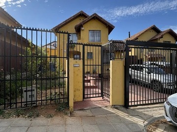 Casa en venta en AV lomas de la luz 4127, Valparaíso - 4 dormitorios, 3 baños