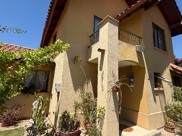 Casa en venta en Casa en Venta en Hacienda el Peñon (169513), Puente Alto - 4 dormitorios, 3 baños