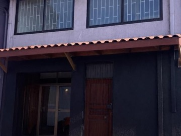 Casa en arriendo mensual en Colón, Talcahuano - 5 dormitorios, 2 baños