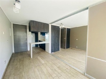 Departamento en arriendo mensual en Leonardo Da Vinci / Apoquindo, Las Condes - 1 dormitorio, 1 baño