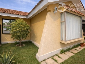 Casa en venta en Casa de OPORTUNIDAD, ampliada en barrio universitario a pasos de Raúl Bitran, y dos cuadras del Jumbo. en el Milagro., La Serena - 3 dormitorios, 1 baño