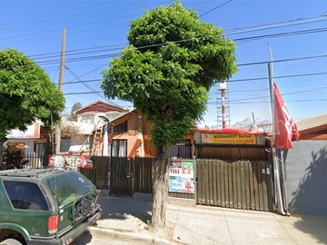 Casa en venta en Calle Leiva Amor N°691, Casablanca - 2 dormitorios, 1 baño