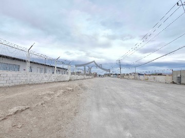 Terreno Industrial en arriendo mensual en Se arrienda terreno, zona industrial 1.900 m². (172774), Calama - 1 baño