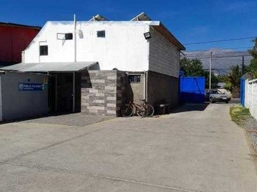 Local Comercial en venta en Punta arenas (74102), La Granja - 2 baños