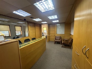 Oficina en arriendo mensual en Encomenderos / Vitacura, Las Condes - 3 dormitorios, 2 baños