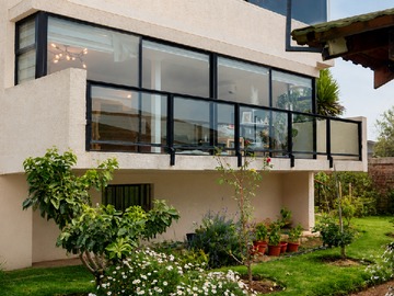Casa en venta en Viña del Mar, Viña del Mar - 5 dormitorios, 4 baños