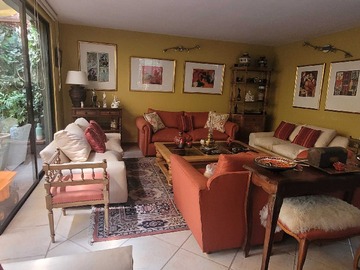 Casa en venta en Casa con Espacio, Jardín Excelente Ubicación (173065), Las Condes - 5 dormitorios, 4 baños
