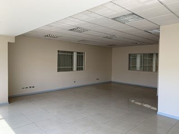 Bodega en arriendo mensual en El Rodeo - La Montaña, Lampa - 2 baños