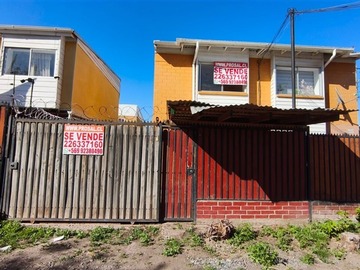 Casa en venta en Fernando Santiván N°2216, Colina - 2 dormitorios, 1 baño
