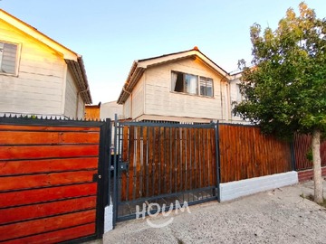 Casa en arriendo mensual en Pasaje Santa Florencia Poniente, Maipú - 3 dormitorios, 2 baños