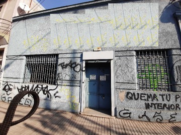 Local Comercial en venta en Propiedad barrio comercial 10 de julio (137649), Santiago - 5 baños