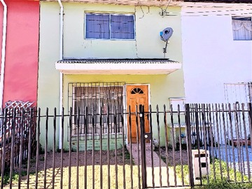 Casa en venta en José Miguel Benimellis 975, población Corvi, Quillota - 2 dormitorios, 2 baños