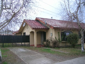 Casa en arriendo mensual en Arriendo Propiedad en Villa Emmanuel Chillán - 2 dormitorios, 1 baño