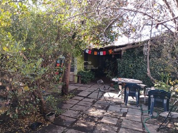 Casa en venta en Embajador Quintana, Estación Central - 5 dormitorios, 2 baños