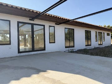 Casa en venta en Camino Los Perros / Lonquén, Talagante - 3 dormitorios, 3 baños