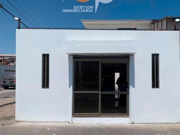 Local Comercial en venta en Av. Los Cóndores 3765, Alto Hospicio - 3 dormitorios, 1 baño