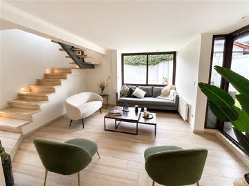 Casa en venta en La aurora, Vitacura - 4 dormitorios, 3 baños