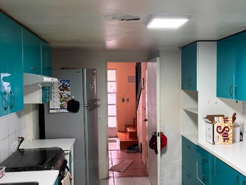 Casa en venta en {"Error":"Could Not Find A Suitable Tls Ca Ce (180559), La Florida - 3 dormitorios, 2 baños
