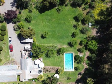 Terreno en venta en Casa // En condominio, Colina, Chicureo (76052), Colina - 5 dormitorios, 3 baños