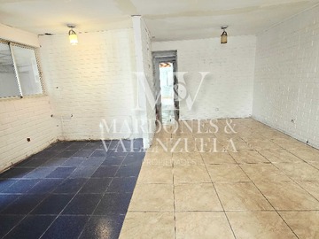 Casa en venta en Casa p/Remodelar Padre Hurtad–Ideal para negocio (180334), Padre Hurtado - 4 dormitorios, 1 baño