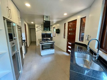 Casa en venta en Casa 6d 6b jardín piscina av dehesa/el rodeo! (136507), Lo Barnechea - 6 dormitorios, 6 baños