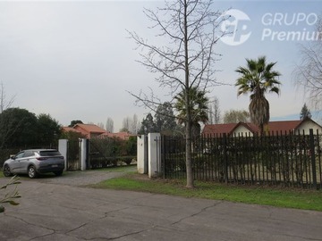 Parcela en venta en Camino Melipilla /Las Araucarias, Padre Hurtado - 4 dormitorios, 2 baños