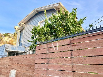Casa en venta en Casa en Venta y Arriendo (168630), Viña del Mar - 4 dormitorios, 2 baños