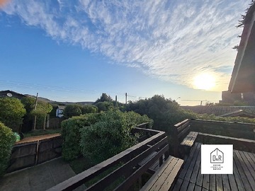 Casa en venta en 2 casas en perfecto estado en las brisas de navidad, Navidad - 4 dormitorios, 2 baños