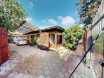 Casa en venta en Se vende casa comercial en Quinta Normal (157321), Santiago - 3 dormitorios, 1 baño
