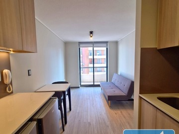 Departamento en arriendo mensual en Metro toesca, Santiago - 1 dormitorio, 1 baño