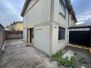 Casa en venta en Nuevo amanecer, Quilicura - 2 dormitorios, 1 baño