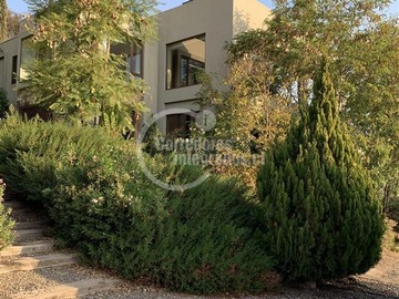 Venta / Casa / Colina