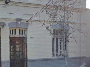 Casa en venta en Casa en Centro de Santiago Barrio de Gran Valor Patrimonial - 3 dormitorios, 1 baño