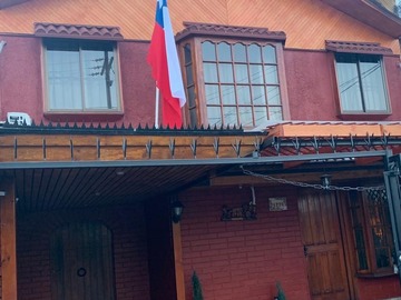 Casa en venta en Calle Francia, Cerrillos - 4 dormitorios, 2 baños