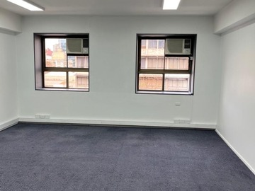 Oficina en arriendo mensual en Agustinas 1476, Santiago - 1 dormitorio, 2 baños