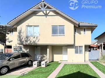 Casa en arriendo mensual en Av. La Montaña, Lampa, Lampa - 3 dormitorios, 2 baños