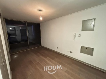 Departamento en arriendo mensual en Juan Martínez de Rozas, Santiago - 1 dormitorio, 1 baño