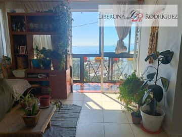 Departamento en venta en Departamento en Cerro Placeres, Valparaíso - 4 dormitorios, 2 baños