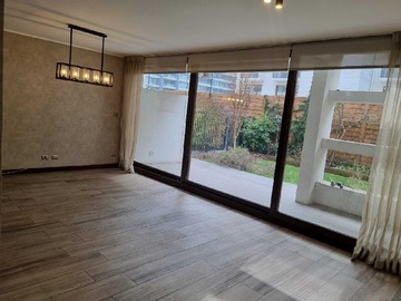 Departamento en venta en Impecable triplex con jardín y loft (103707), Lo Barnechea - 5 dormitorios, 5 baños