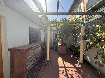 Casa en venta en Pintor de la fuente con copernico, Pedro Aguirre Cerda - 2 dormitorios, 1 baño