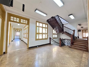 Casa en arriendo mensual en Plaza Brasil, Santiago - 36 dormitorios, 5 baños