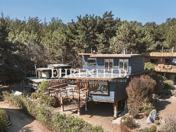 Casa en venta en Pichilemu, Punta de Lobos, Pichilemu - 3 dormitorios, 2 baños