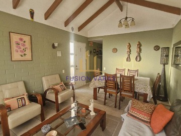 Casa en venta en Verna, Padre Hurtado - 3 dormitorios, 2 baños