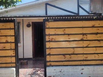 Casa en venta en Casa villa el arrayan regularizada (178491), Puente Alto - 2 dormitorios, 2 baños