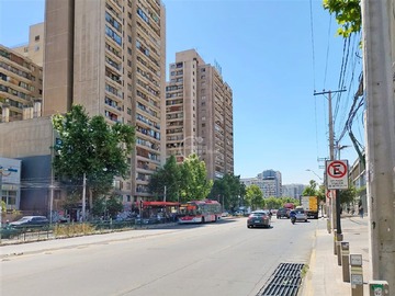 Departamento en venta en Metro Ñuble, Santiago - 3 dormitorios, 2 baños