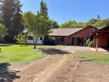 Venta / Casa / Colina
