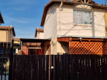 Casa en arriendo mensual en los beduinos 5, Maipú - 2 dormitorios, 1 baño