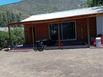 Casa en venta en Casa de Campo en Pichidegua - 4 dormitorios, 2 baños