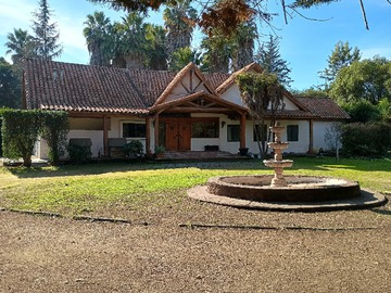 Casa en venta en Parcela piscina Condominio cancha de Tenis (118617), Isla de Maipo - 3 dormitorios, 4 baños